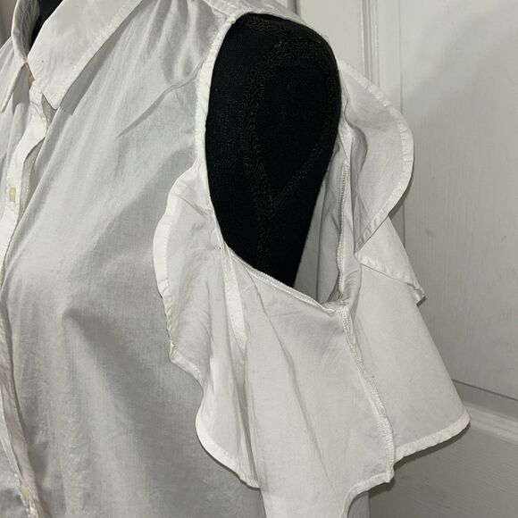 Abercrombie & Fitch Cut Out Shoulder White Button Down Cotton Top(Size Medium) - Picture 4 of 5